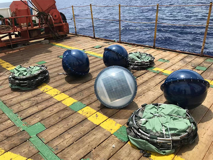 表層漂流浮標 表層漂流浮標